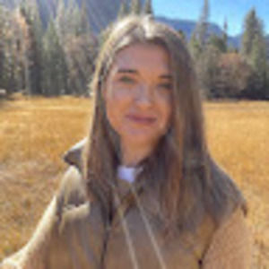 Meet your Posher, Alona